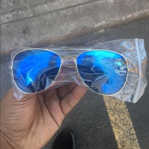 Unisex Corona sunglasses